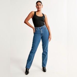 Abercrombie & Fitch The 90's Straight Ultra High Rise Jeans Size 28/6